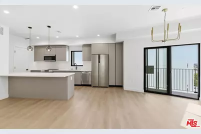 3851 Don Tomaso, Los Angeles, CA 90008 - Photo 1