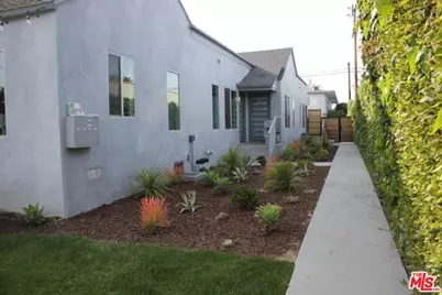 713 Vernon Ave #4, Venice, CA 90291 - Photo 1