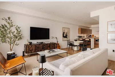 1040 N Spaulding Ave #4, West Hollywood, CA 90046 - Photo 1