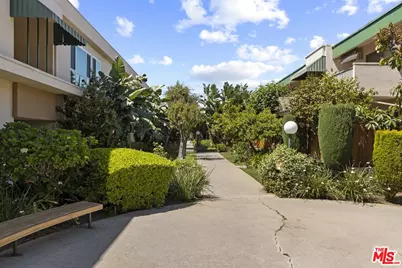 3200 S Sepulveda Blvd #J22, Los Angeles, CA 90034 - Photo 1