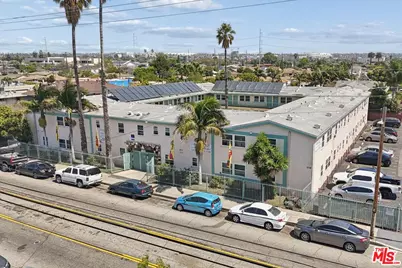 10600 S Inglewood Ave, Inglewood, CA 90304 - Photo 1