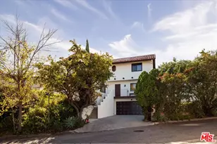 4249 Torreon Dr, Woodland Hills, CA 91364 - Photo 1