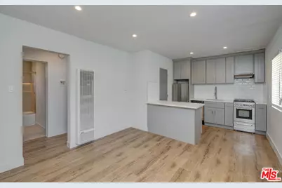 4140 Grand View Blvd #15, Los Angeles, CA 90066 - Photo 1