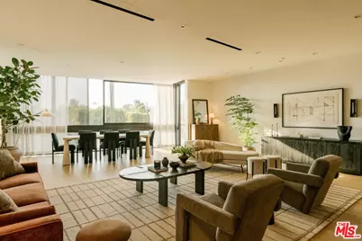 702 N Doheny Dr #302, West Hollywood, CA 90069 - Photo 1