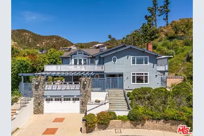 16485 El Hito Pl, Pacific Palisades, CA 90272 - Photo 1