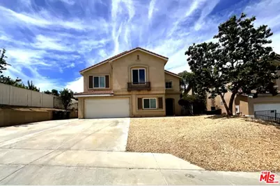 323 Steiner Dr, Hemet, CA 92544 - Photo 1