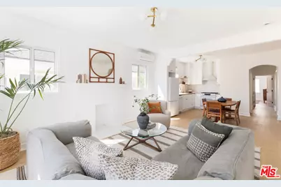 1221 5th Ave #4, Los Angeles, CA 90019 - Photo 1
