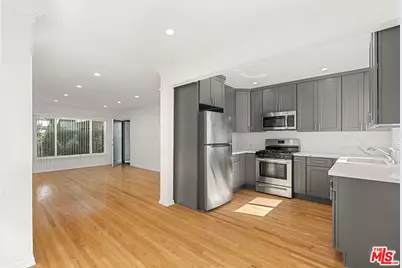 1233 N Harper Ave #2, West Hollywood, CA 90046 - Photo 1