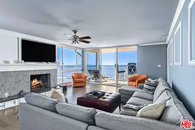 22548 Pacific Coast Hwy #401, Malibu, CA 90265 - Photo 1