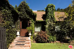 1318 N Beverly Glen Blvd, Los Angeles, CA 90077 - Photo 1