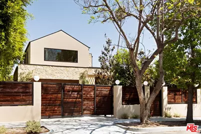 636 N Laurel Ave, Los Angeles, CA 90048 - Photo 1