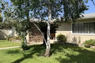 5412 Hazeltine Ave, Sherman Oaks, CA 91401 - Photo 1