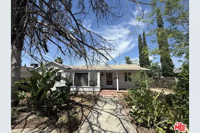 11229 Saticoy St, Los Angeles, CA 91352 - Photo 1