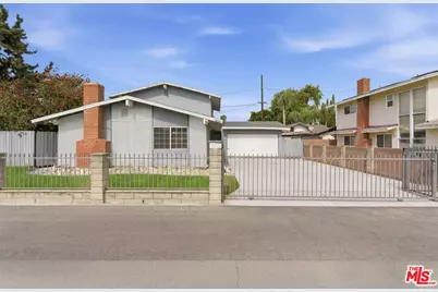 4242 Lavinia Ave, Lynwood, CA 90262 - Photo 1
