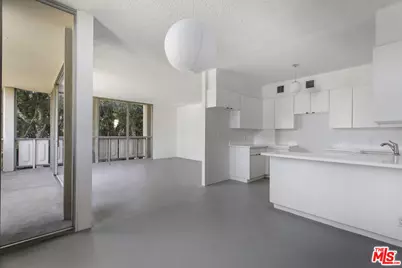 4411 Los Feliz Blvd #202, Los Angeles, CA 90027 - Photo 1