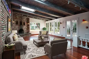 14842 Morrison St, Sherman Oaks, CA 91403 - Photo 1