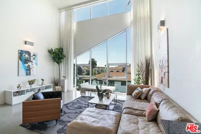 803 Wilcox Ave #11, Los Angeles, CA 90038 - Photo 1