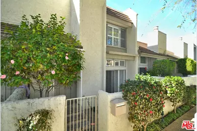 4241 Colfax Ave #D, Studio City, CA 91604 - Photo 1
