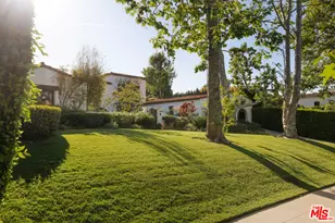 563 S Burlingame Ave, Los Angeles, CA 90049 - Photo 1