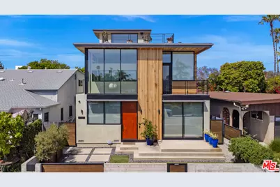 2325 Cloy Ave, Venice, CA 90291 - Photo 1