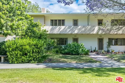 5467 Village Grn, Los Angeles, CA 90016 - Photo 1