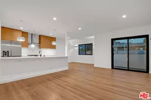 950 Havenhurst Dr, West Hollywood, CA 90046 - Photo 1