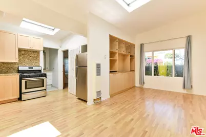 420 Altair Pl #A, Venice, CA 90291 - Photo 1