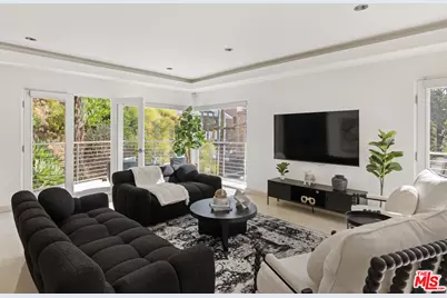 3111 Belden Dr, Los Angeles, CA 90068 - Photo 1