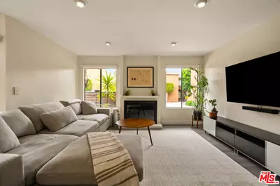 100 Hurlbut St #12, Pasadena, CA 91105 - Photo 1