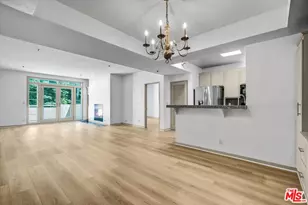 2222 N Beachwood Dr, Los Angeles, CA 90068 - Photo 1