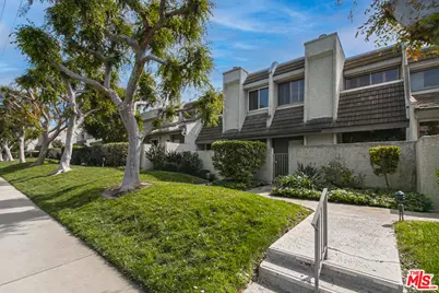 11868 Moorpark St #D, Studio City, CA 91604 - Photo 1