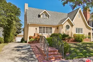 210 N Palm Dr, Beverly Hills, CA 90210 - Photo 1