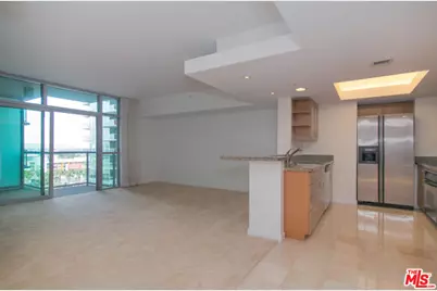 13700 Marina Pointe Dr #1027, Marina del Rey, CA 90292 - Photo 1