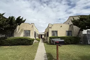 633 W 79th St, Los Angeles, CA 90044 - Photo 1