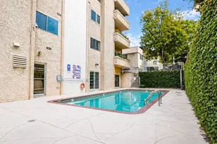 5139 Balboa Blvd, Encino, CA 91316 - Photo 1