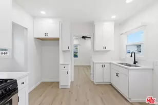 580 W 15th St, San Pedro, CA 90731 - Photo 1
