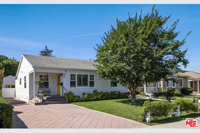 8017 Chase Ave, Los Angeles, CA 90045 - Photo 1