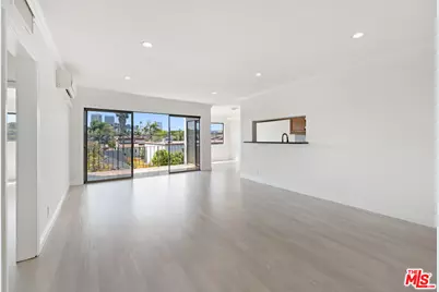423 S Rexford Dr #303, Beverly Hills, CA 90212 - Photo 1