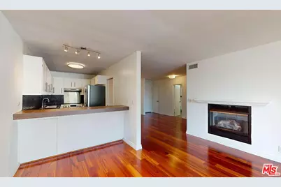 1010 N Kings Rd #310, West Hollywood, CA 90069 - Photo 1