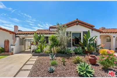 1262 W 80th St, Los Angeles, CA 90044 - Photo 1