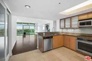 13700 Marina Pointe Dr, Marina del Rey, CA 90292 - Photo 1