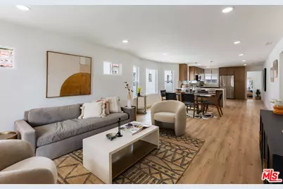 2934 Hillcrest Dr, Los Angeles, CA 90016 - Photo 1