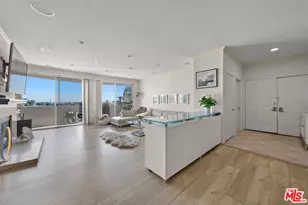 11535 Rochester Ave, Los Angeles, CA 90025 - Photo 1