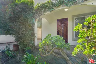 743 N Las Palmas Ave, Los Angeles, CA 90038 - Photo 1