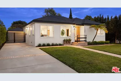11906 S Park Ave, Los Angeles, CA 90066 - Photo 1