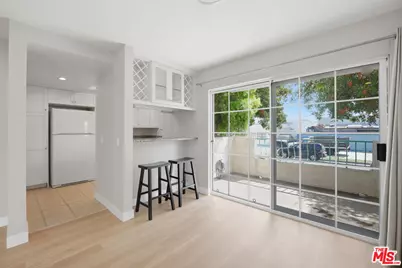 1335 Newport Ave #104, Long Beach, CA 90804 - Photo 1