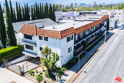 7050 Waring Ave, Los Angeles, CA 90038 - Photo 1
