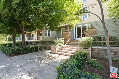6038 Carlton Way #106, Los Angeles, CA 90028 - Photo 1