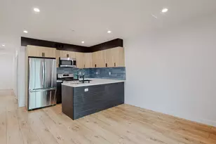 6811 Gloria Ave, Van Nuys, CA 91406 - Photo 1