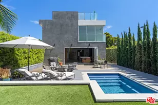 821 Flower Ave, Venice, CA 90291 - Photo 1